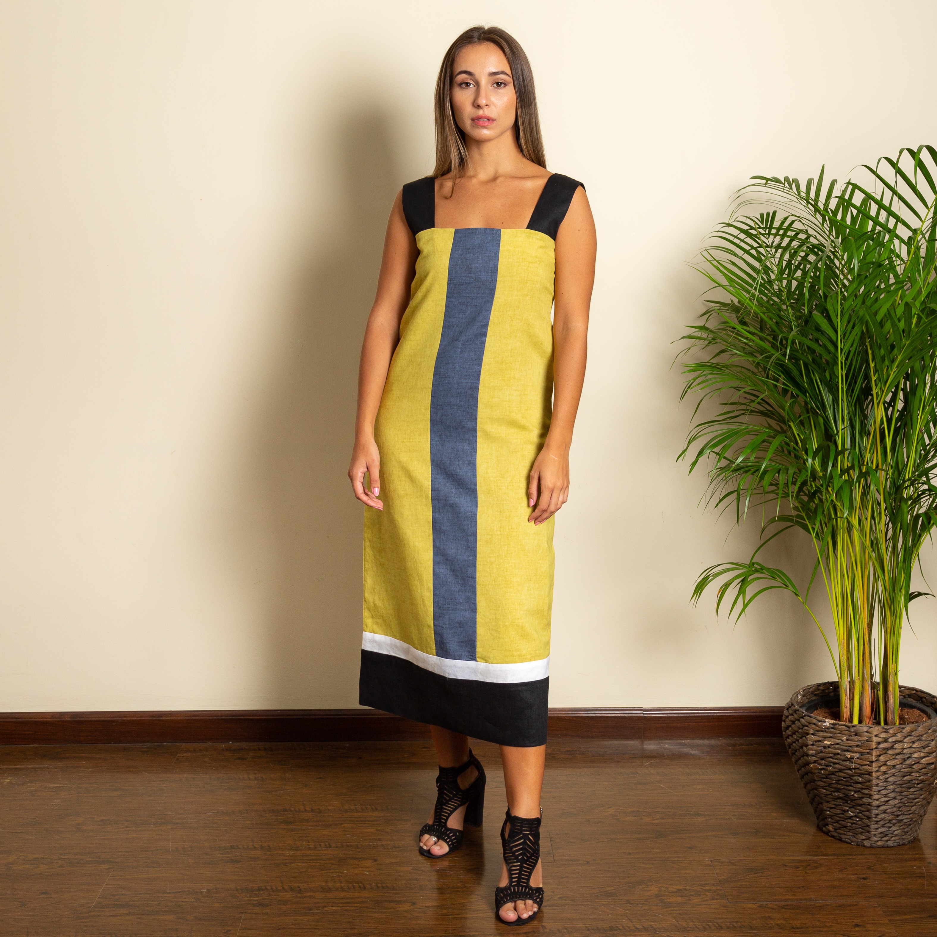 STRAIGHT FIT LINEN DRESS